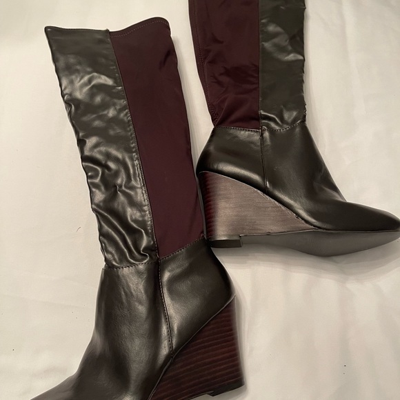 Mid calf brown Winter Boots - Picture 3 of 9